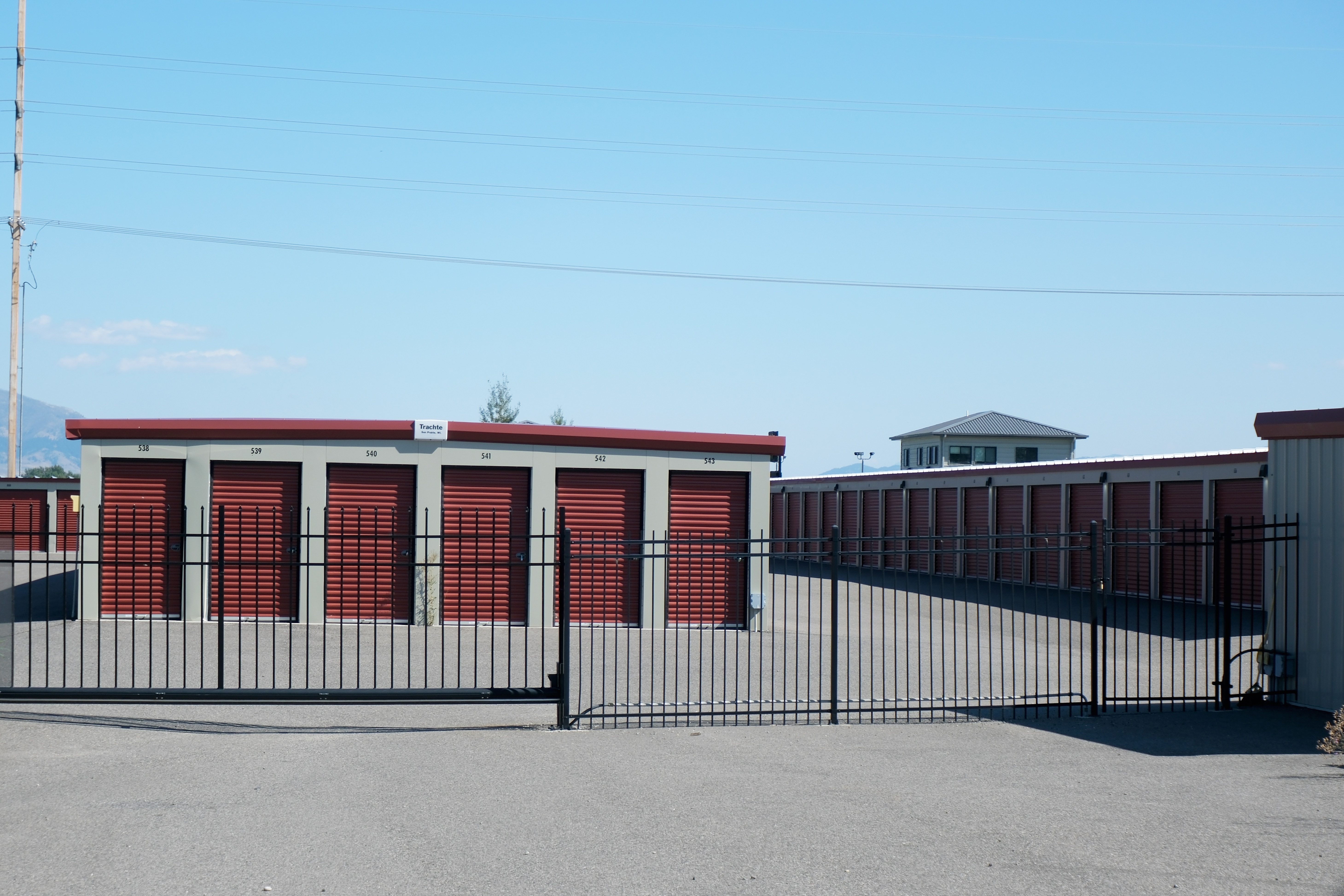 Gate and Storage Units